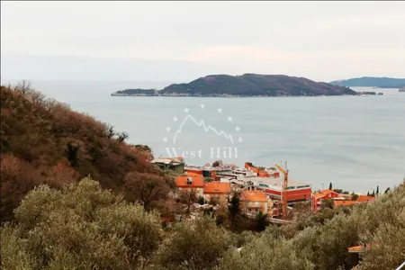 Plac na dobroj lokaciji