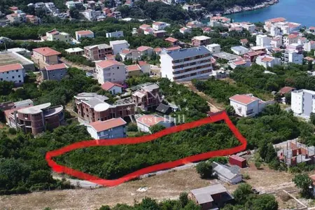 Plot for construction under highway