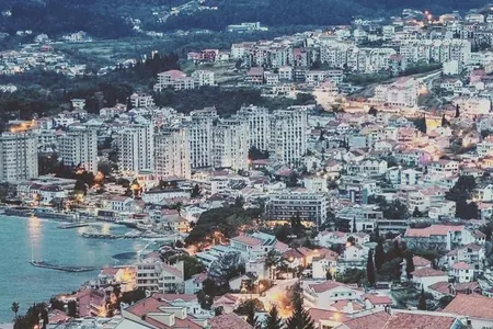 Prodaje se plac u Igalu