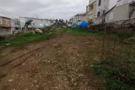 Plac od 596 m2 Hrastova Šuma, Bar