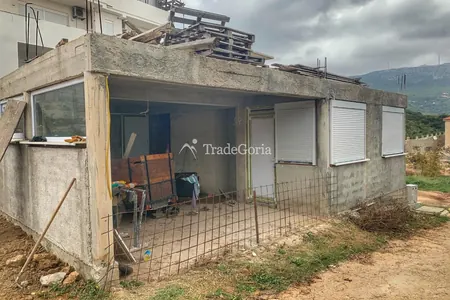 Angebot zum Kauf eines Hauses im Bau in Ulcinj