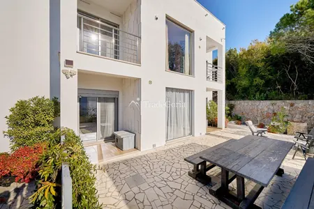 For Sale: Modern Designer Villa in Krimovice