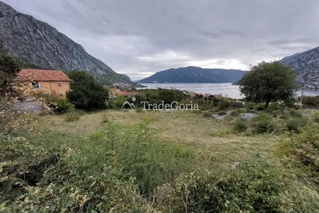 Land for Sale in Risan with Bay View - Price 200,000 Euros