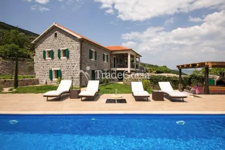 Reconstructed villa with panoramic bay views, Lustica