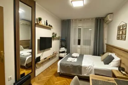 Studio (Betriebsimmobilie) in Podgorica, 24 m², top Lage