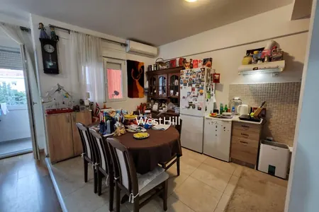 Spacious apatment in Igalo, Herceg-Novi