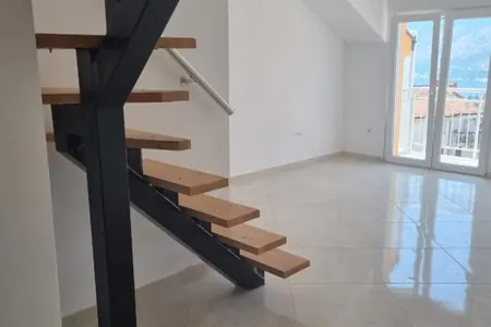 Spacious duplex apartment of 120 m2 for sale in Herceg Novi (Gomila)