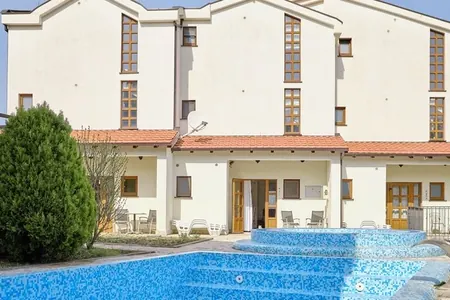 Townhouse for rent in the Bigovo area