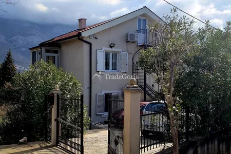 Three-story villa in the Green Zone of Sutomore