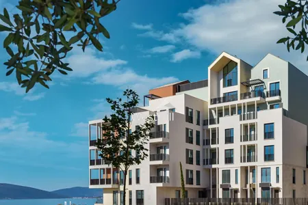 Two-bedroom apartment in Porto Montenegro