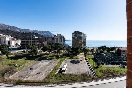Three-room apartment for sale 85 m2 in Becici, Anatolia complex