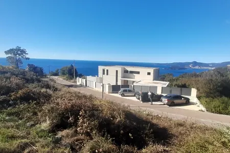 Prodaje se urbanizovana parcela, Blizikuće, pogled na more