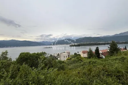 Urbanized plot near Nikki Beach