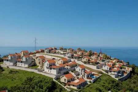 Vila za izdavanje u Blizekuce sa 2 spavaće sobe