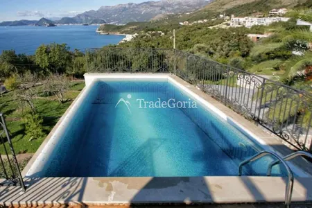 Villa with Pool and Amazing View in Rezevici, Budva