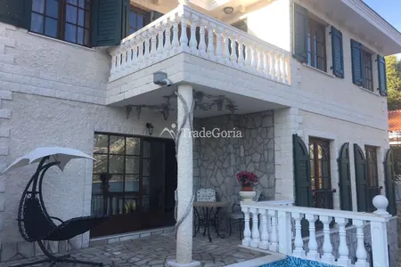 Vila u Donjem Morinju, Okrug Herceg Novi