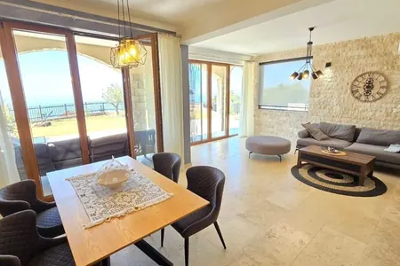 Villa with a view for rent, 240m2, Kuljace