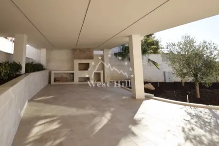 Vila sa bazenom