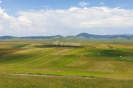 Grundstück mit atemberaubendem Blick in Zabljak