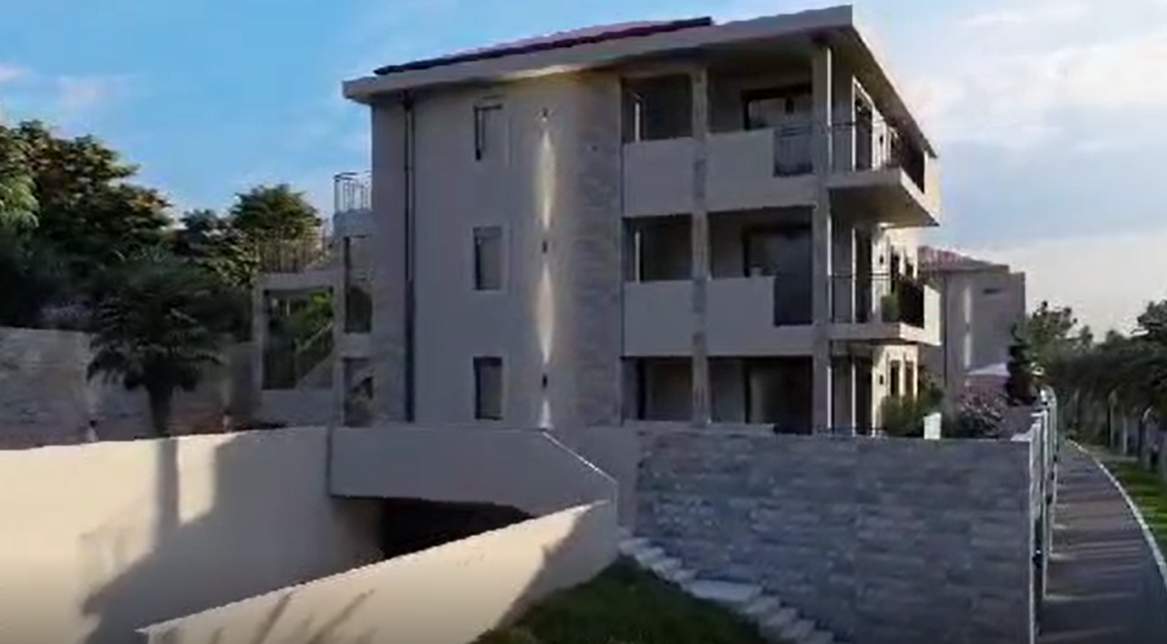 1 bedroom apartment for sale in a complex under construction in Baošići.