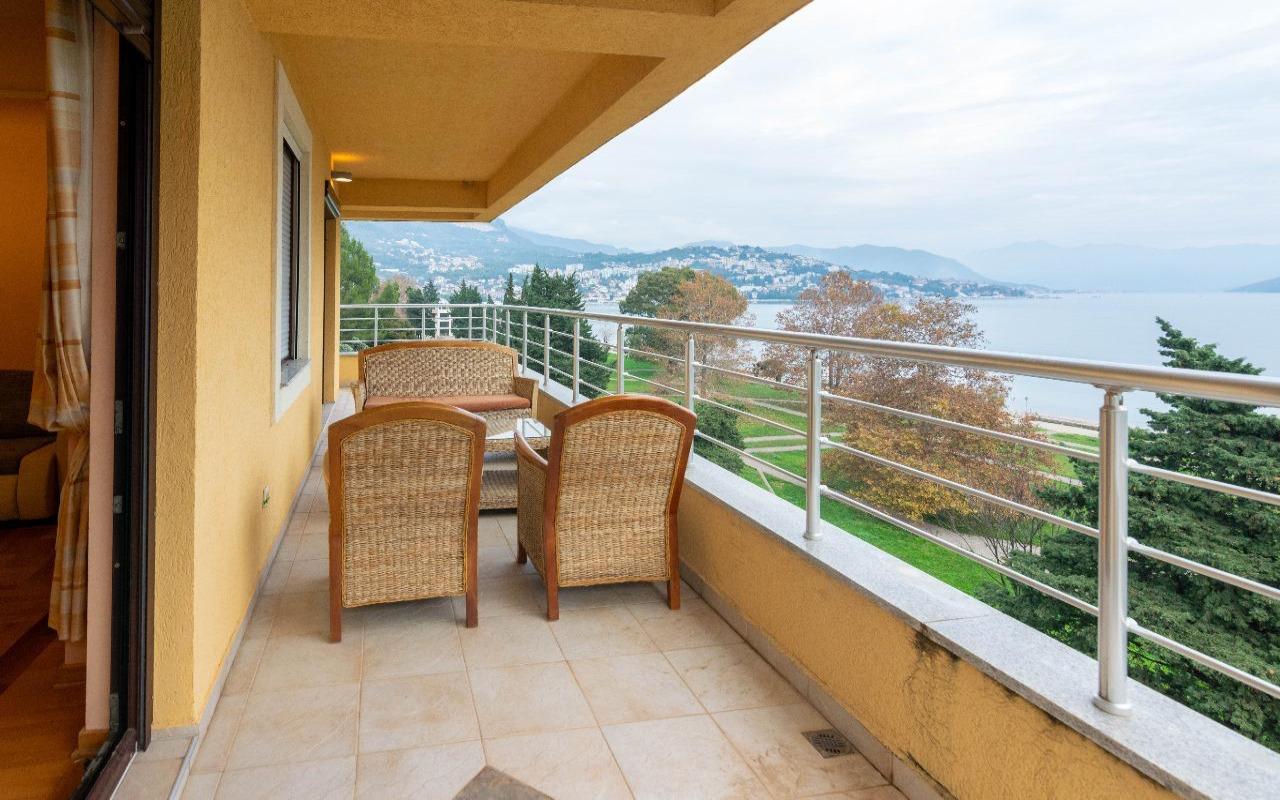 1-Bed 60m2 First Line Sea Apartment with Garage in Igalo