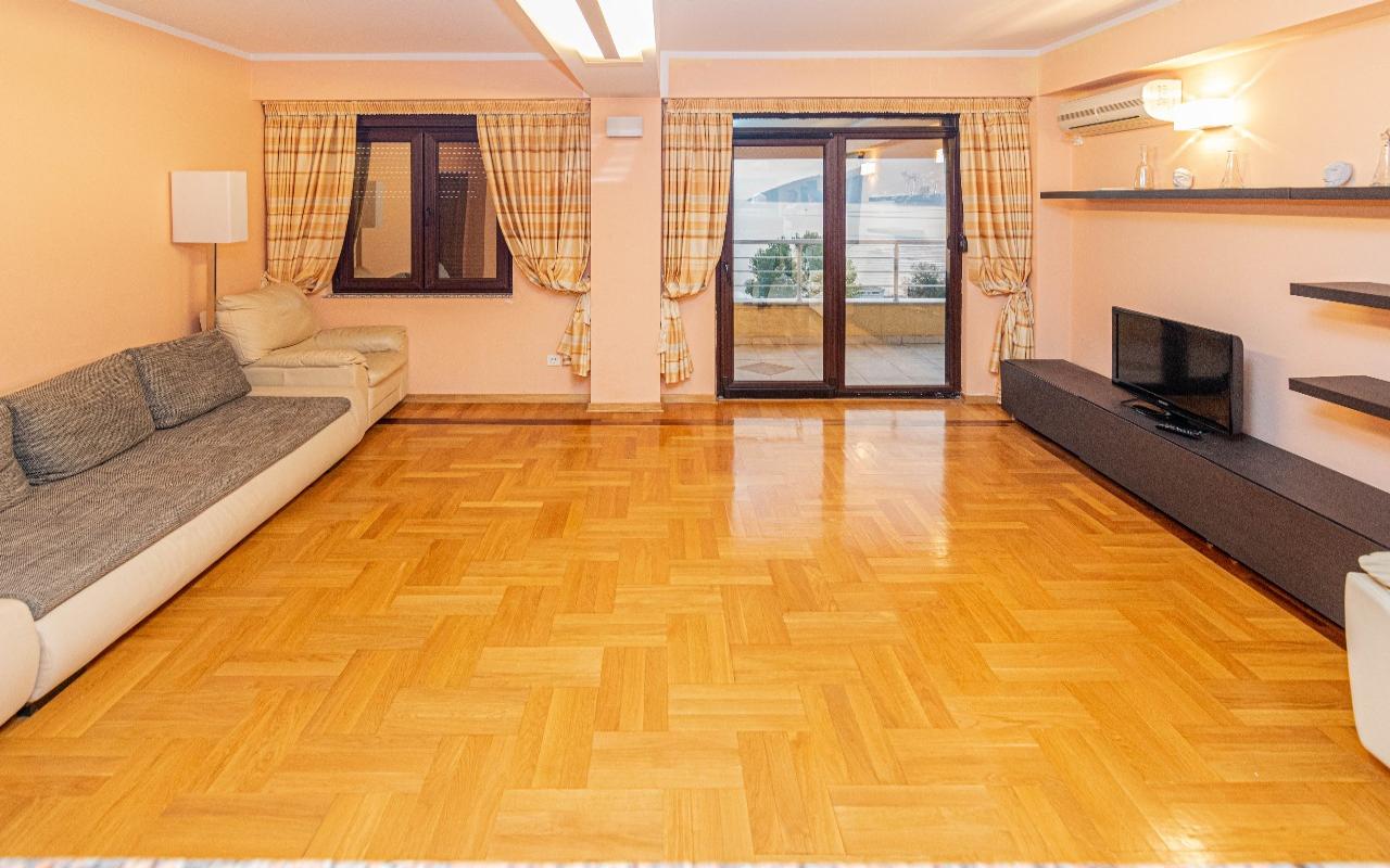 1-Bed 60m2 First Line Sea Apartment with Garage in Igalo