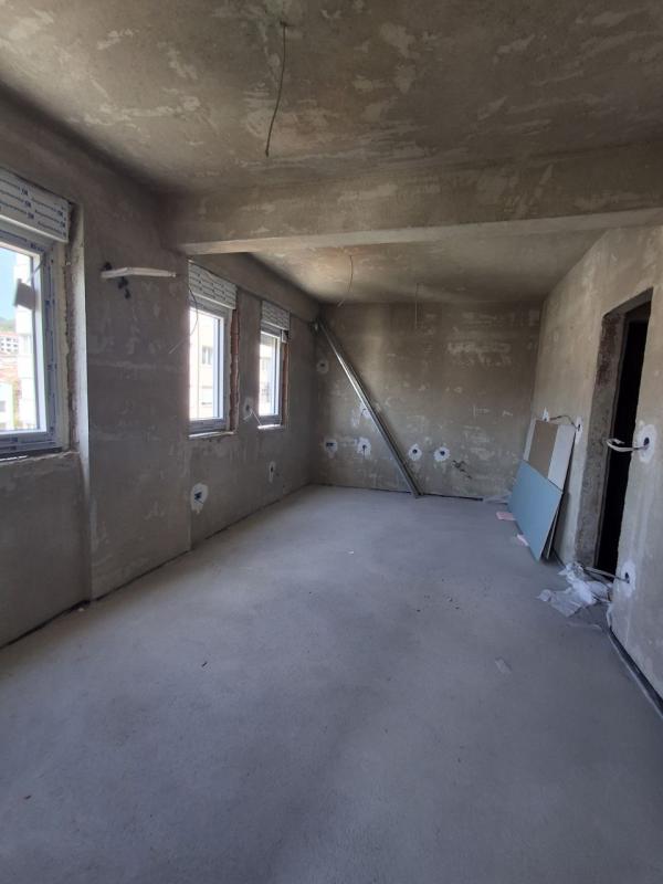 1-Zimmer-Wohnung mit Meerblick in Budva (Lazi)