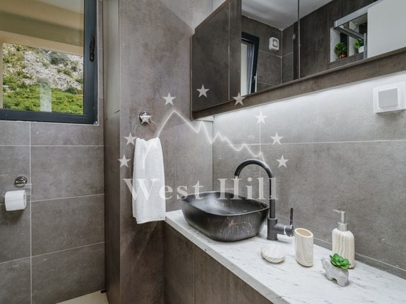 Ein-Zimmer-Wohnung mit Meerblick