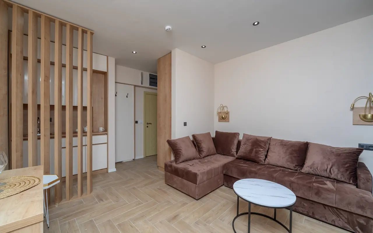 Luxury Studio in 4-Star Hotel with Pool & Terrace