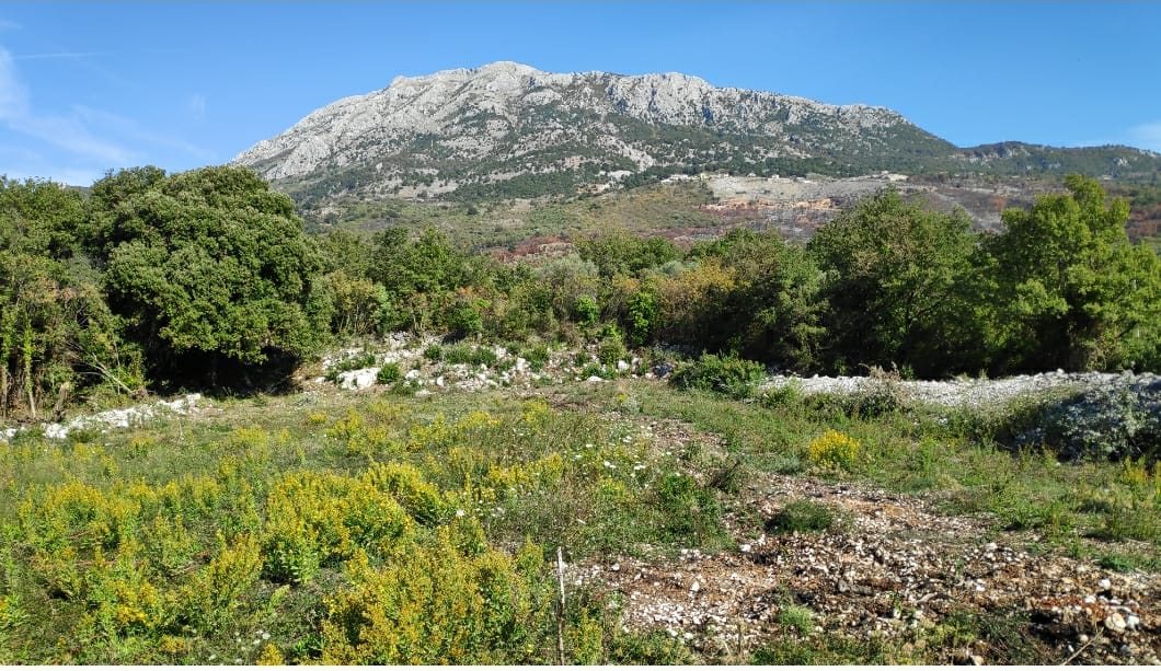 Urbanized land for sale in Dobra Voda (Bar) – 400 m2