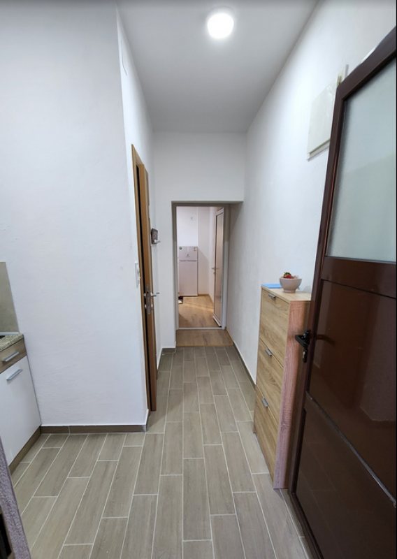 1-Zimmer-Apartment mit verglaster Meerblick-Terrasse, Šušanj, Bar