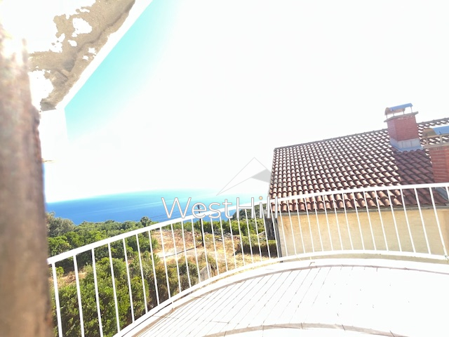 Gemütliches Haus mit Meerblick
