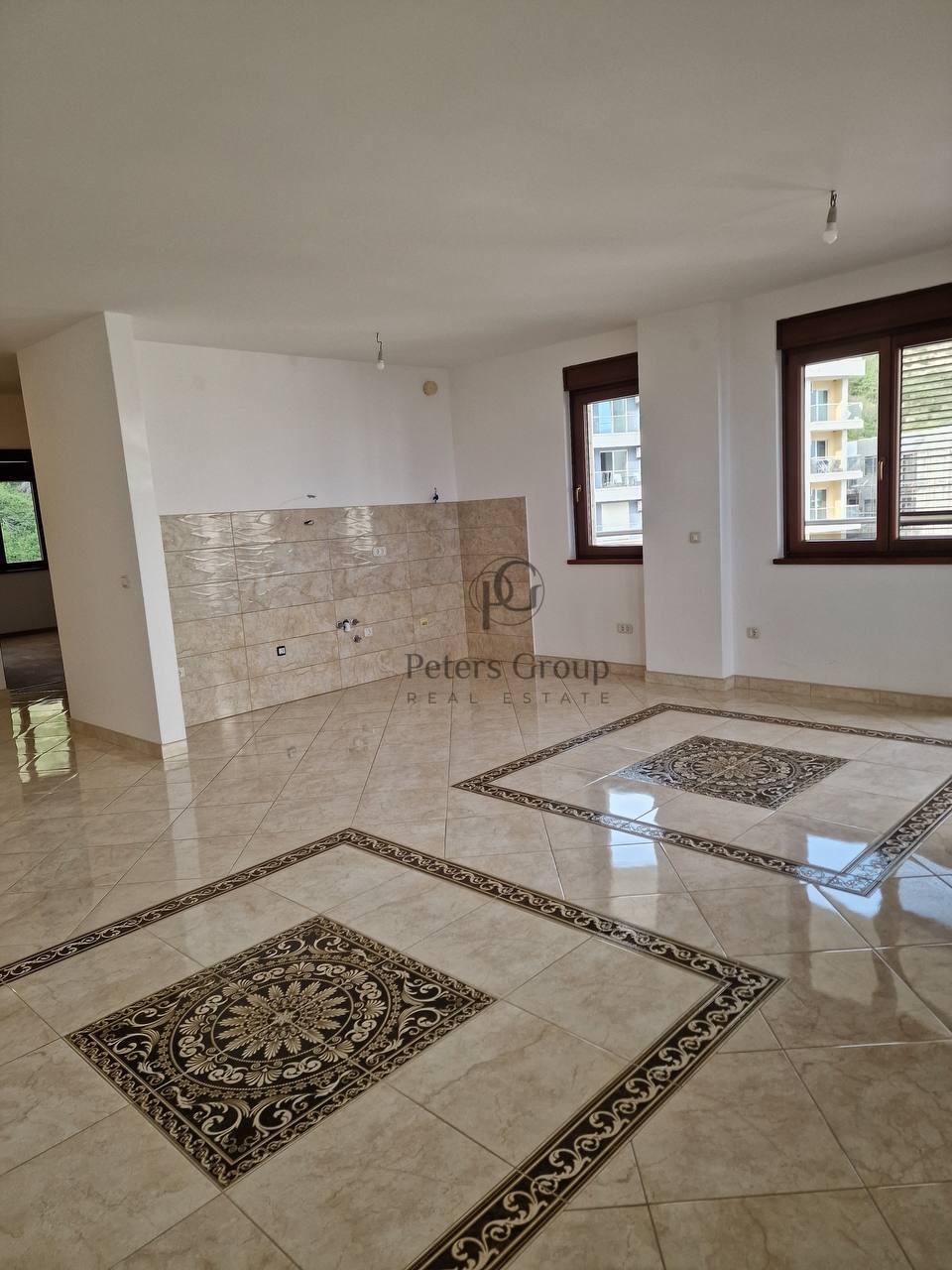 Двухкомнатная квартира общей площадью 120 кв.м. на продажу в Бечичи, в жилом комплексе Премиум