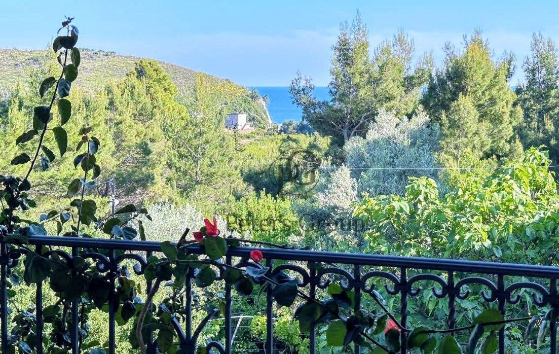 Modern three-level house in traditional Mediterranean style near the sea, close to Sutomore