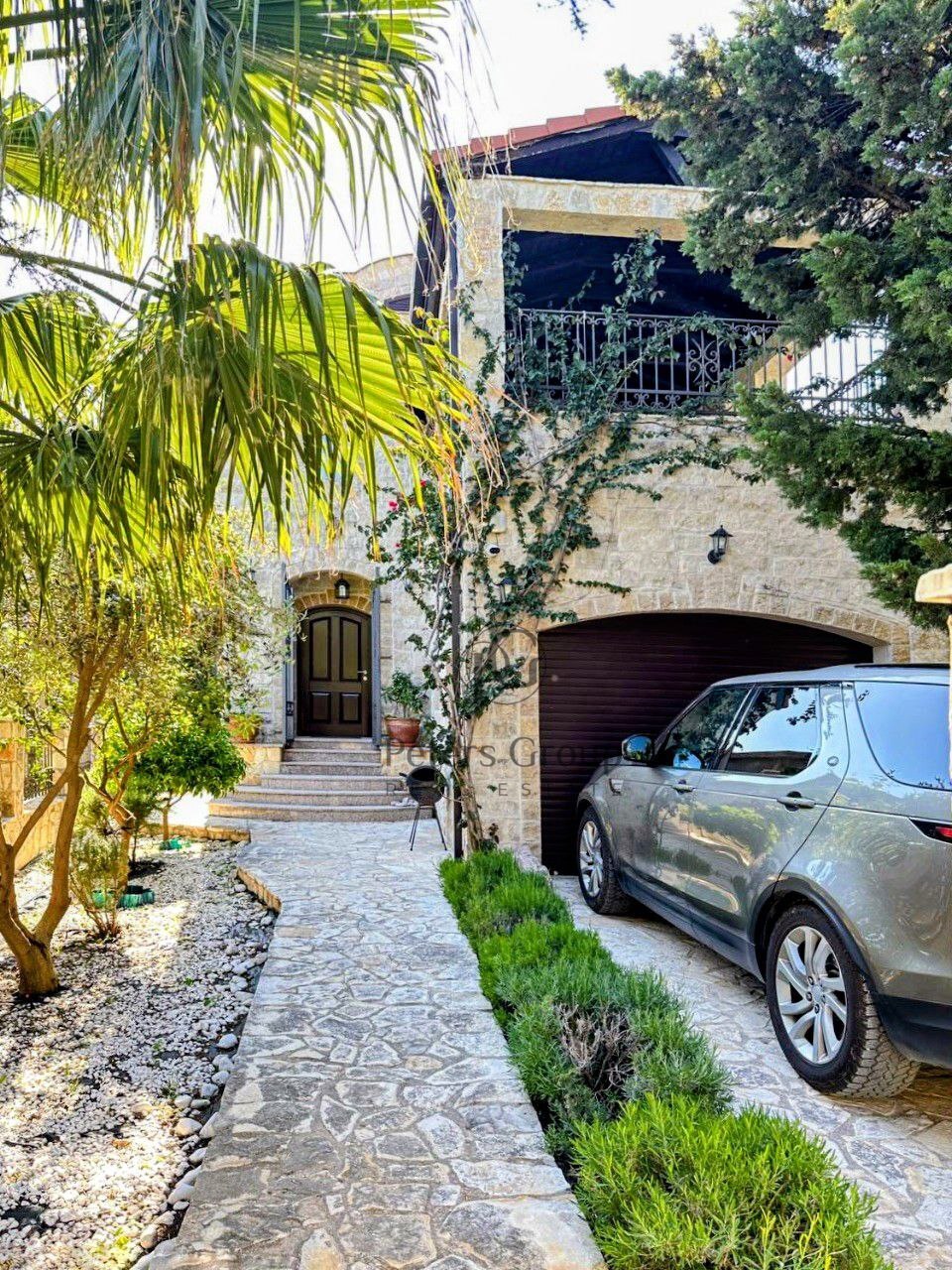 Modern three-level house in traditional Mediterranean style near the sea, close to Sutomore