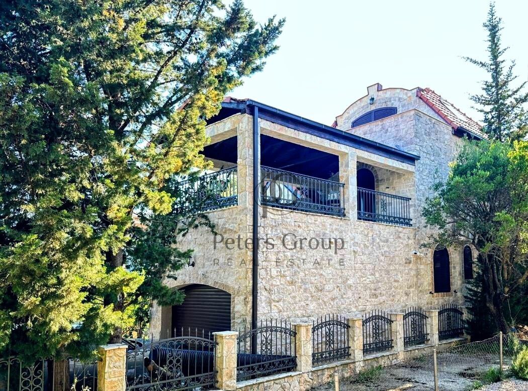 Modern three-level house in traditional Mediterranean style near the sea, close to Sutomore