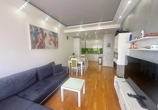 Zu vermieten: 1-Zimmer-Apartment mit Meerblick & Privatparkplatz vor der Saison, in Budva ab Sep.
