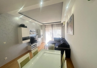 Zu vermieten: 1-Zimmer-Apartment mit Meerblick & Privatparkplatz vor der Saison, in Budva ab Sep.