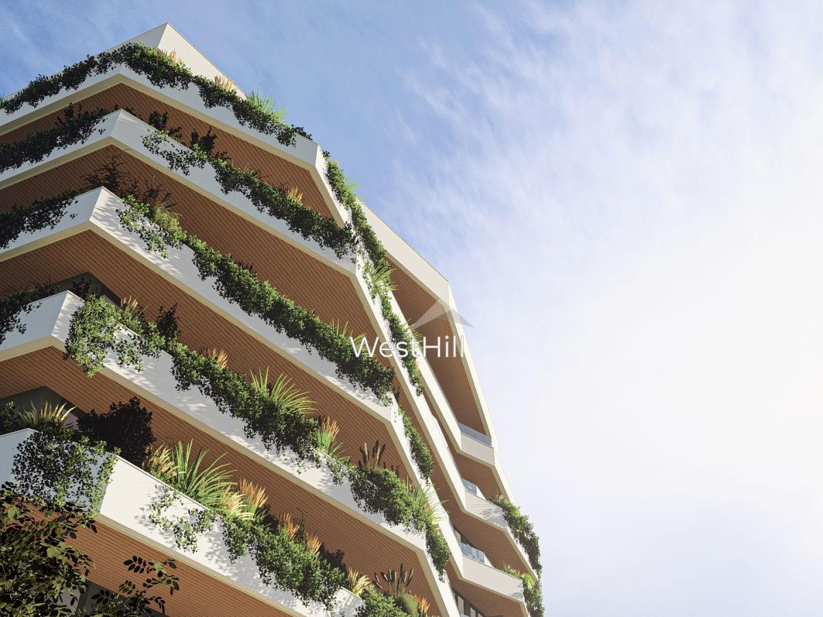 Two bedroom apartment with sea view