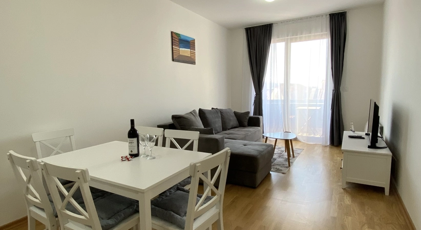 Zweizimmerwohnung zur Miete in Becici