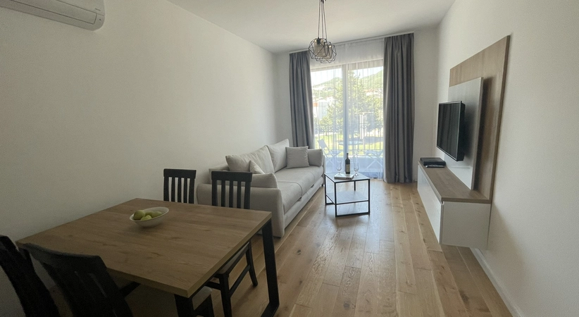 One-bedroom apartment for rent in Budva, center