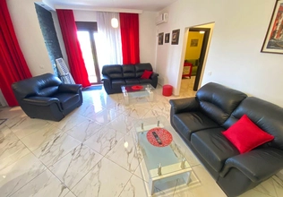 3-bedroom apartment in the center of Budva, new building with parking AVAILABLE FROM JUNE 5!!!