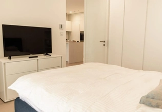 Premium 1 bedroom apartment with sea view in the center of Budva near the sea and the old town AVAI