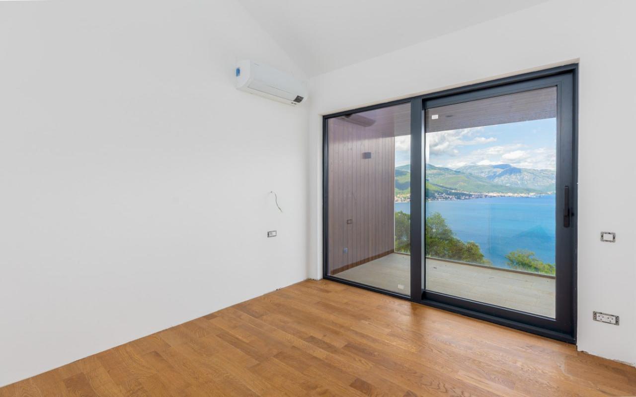 Modern villa for sale in Lustica