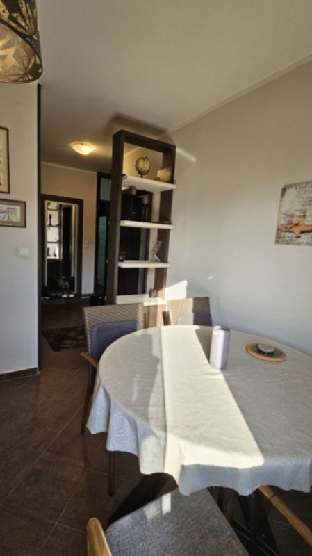 Apartment for sale with sea view in Igalo.