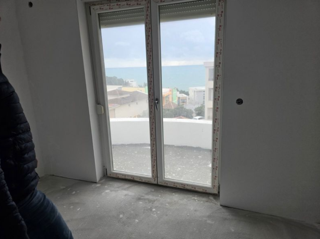 Jednosoban stan na prodaju u Ulcinju