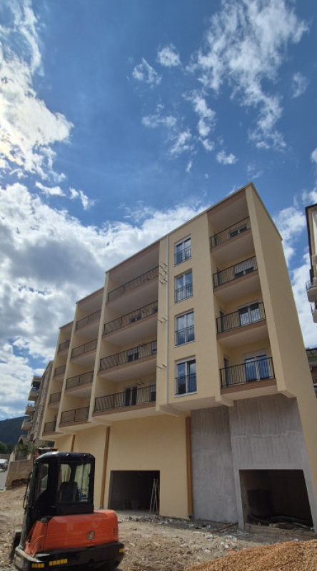 Modern 1BR Apartment in New Building, Budva – Near Sea & Amenities
