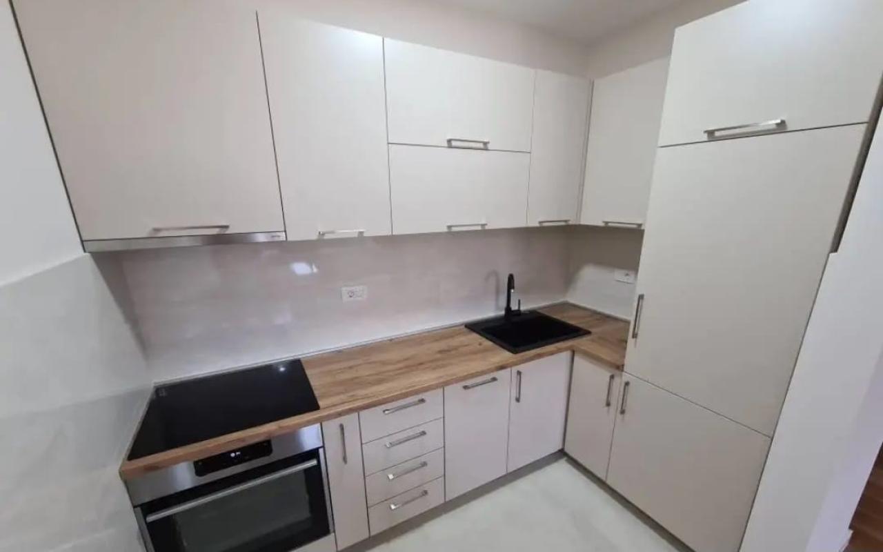 Long-term rent of a 1-room apartment in the Zetagradnya complex, Bar