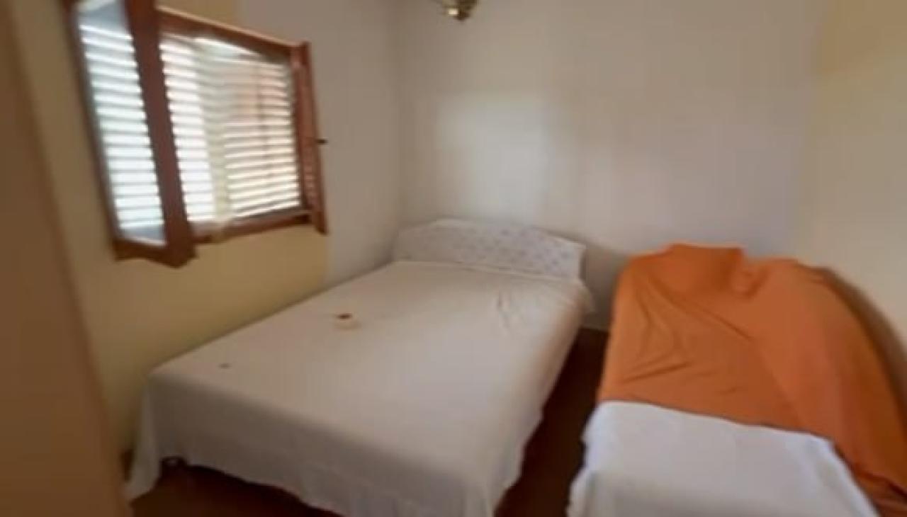 2 bedroom apartment for sale in Sutomore with garden share
