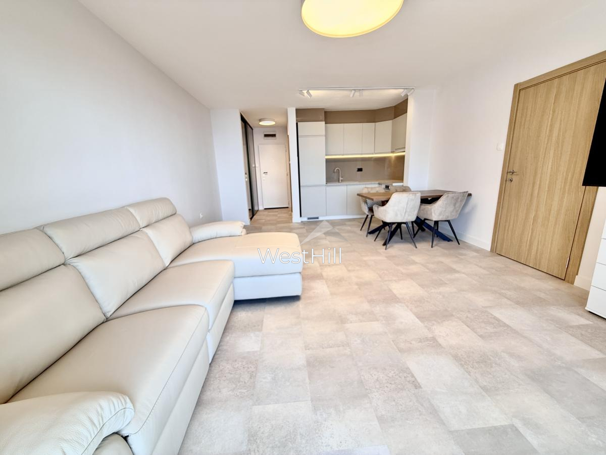 Квартира с 1 спальней с видом на море